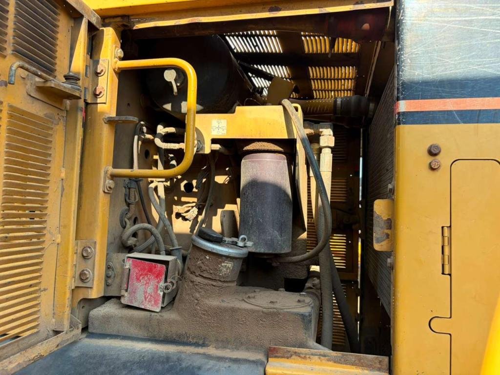 Caterpillar 140H Photo 27