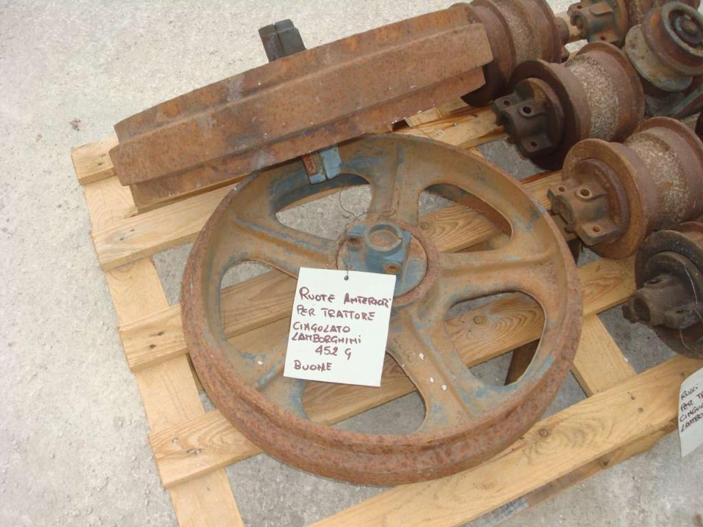 Idler wheel for Lamborghini 452G Photo 3