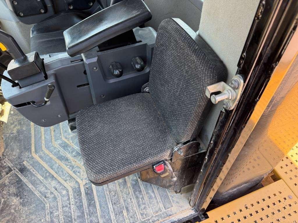 Caterpillar 990K - German Machine / TOP Condition! Photo 9