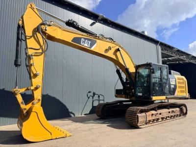 Caterpillar 329E LN sold by Smitma B.V.