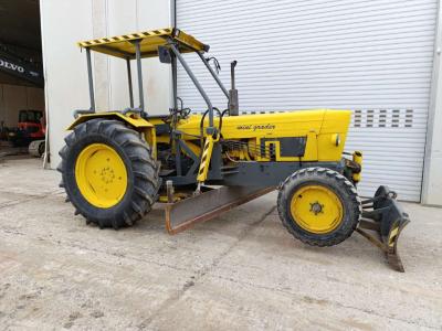 Ford Minigrader sold by Comai Spa