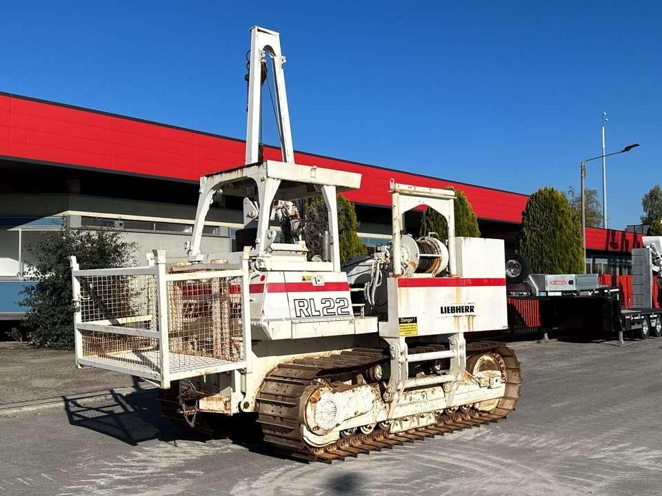 Liebherr RL 22 B Photo 17