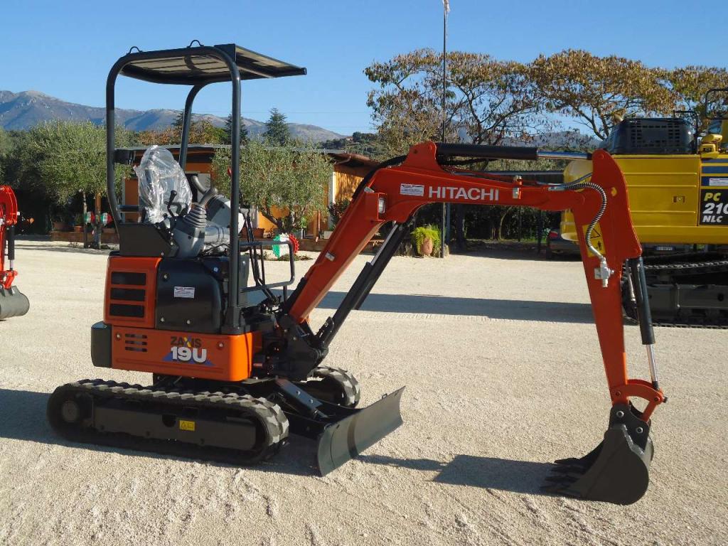Hitachi zx19U-6 YR Photo 6