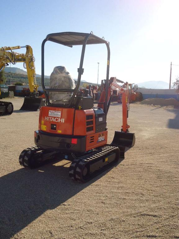 Hitachi zx19U-6 YR Photo 9