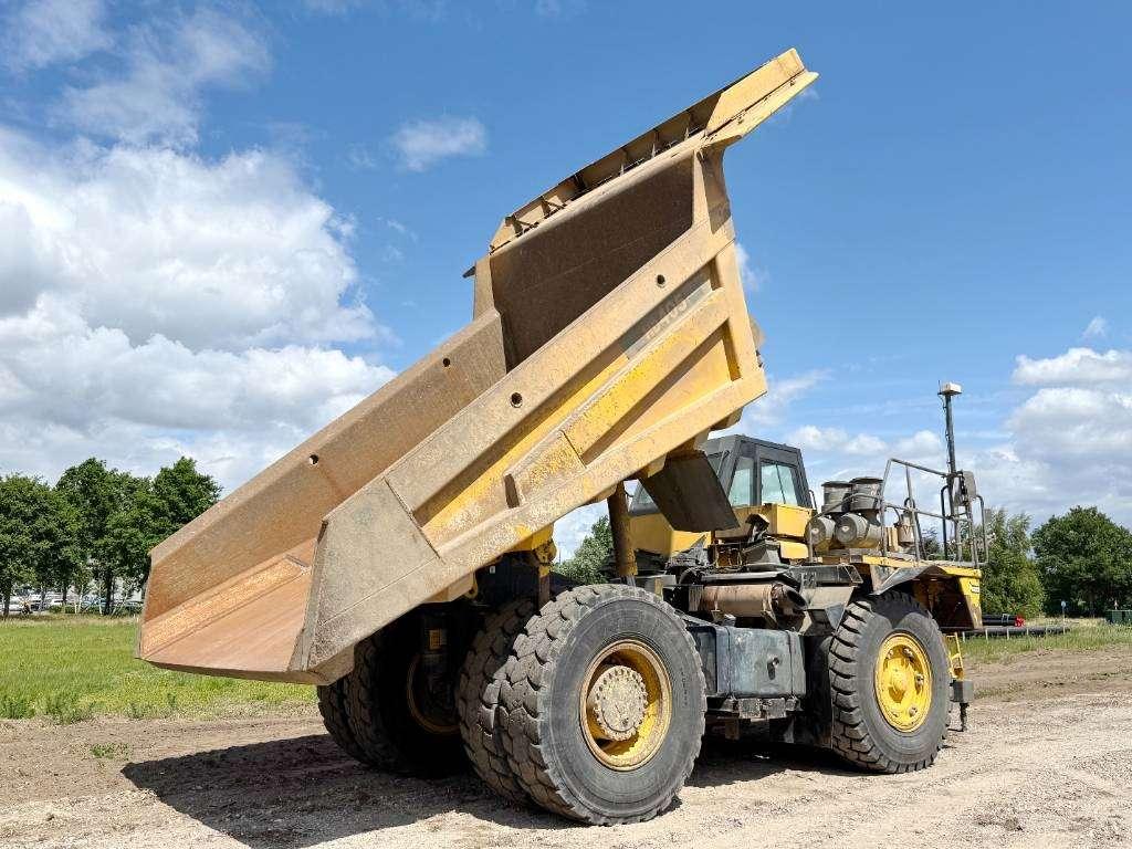 Komatsu HD 405-7 - German Machine / Automatic Greasing Photo 14
