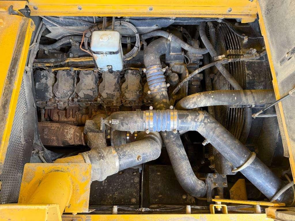 Komatsu HD 405-7 - German Machine / Automatic Greasing Photo 27