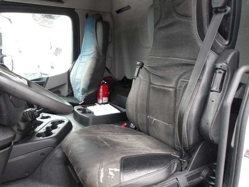 Mercedes-Benz Antos 1836 4x2 Closed Box, double floor Photo 8