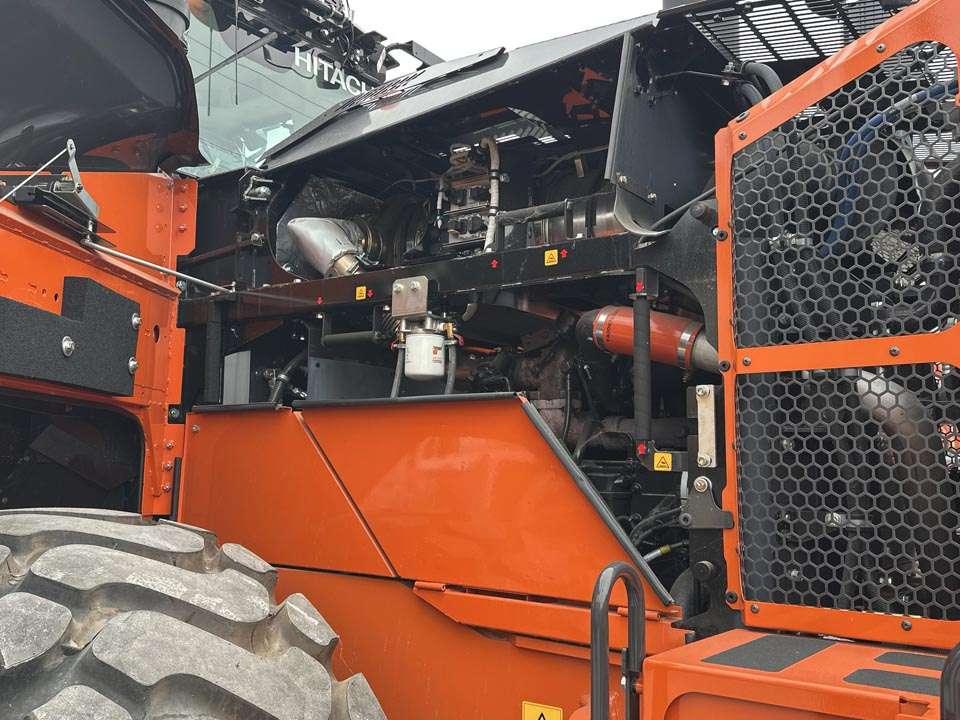 Hitachi ZW310-7 Photo 13