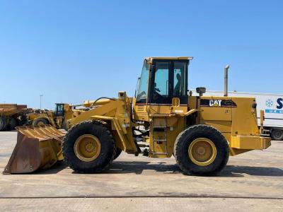 Caterpillar 938F Photo 1
