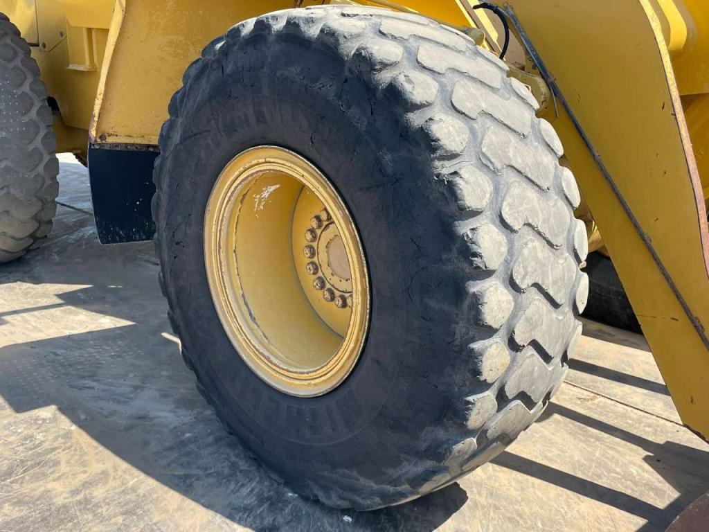 Caterpillar 938F Photo 13