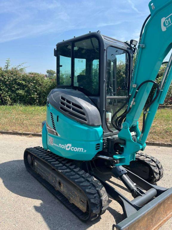 Kobelco SK35SR-6E Photo 2
