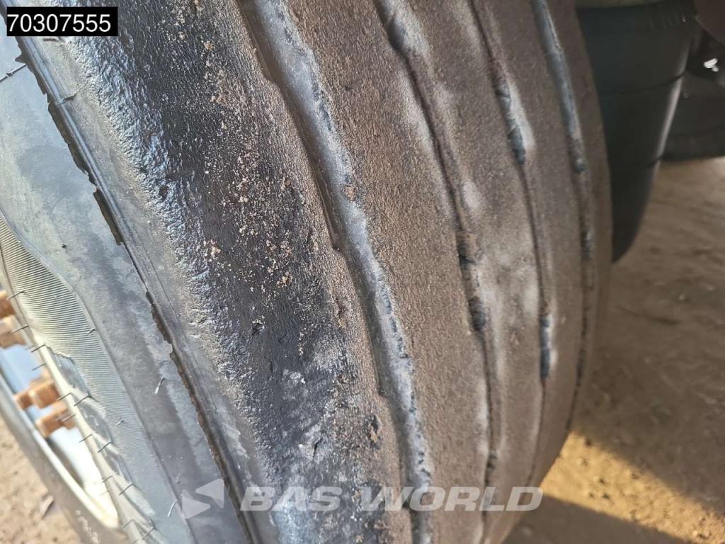 Krone SD Select 3 axles Lifting Axle Photo 13