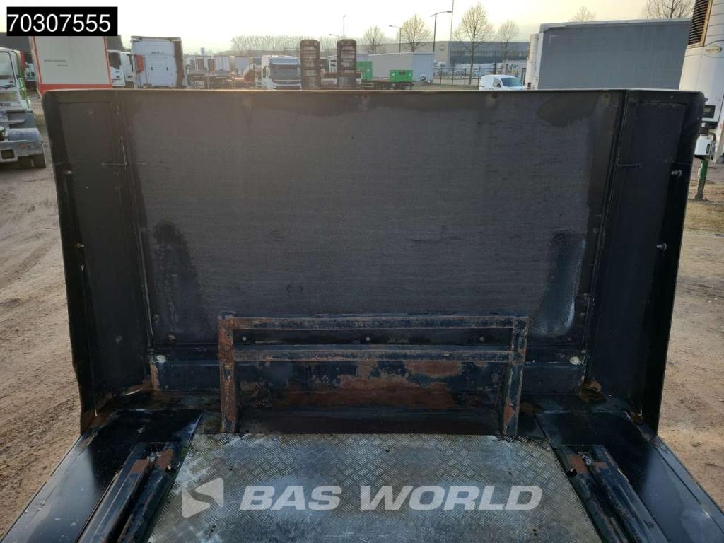 Krone SD Select 3 axles Lifting Axle Photo 8