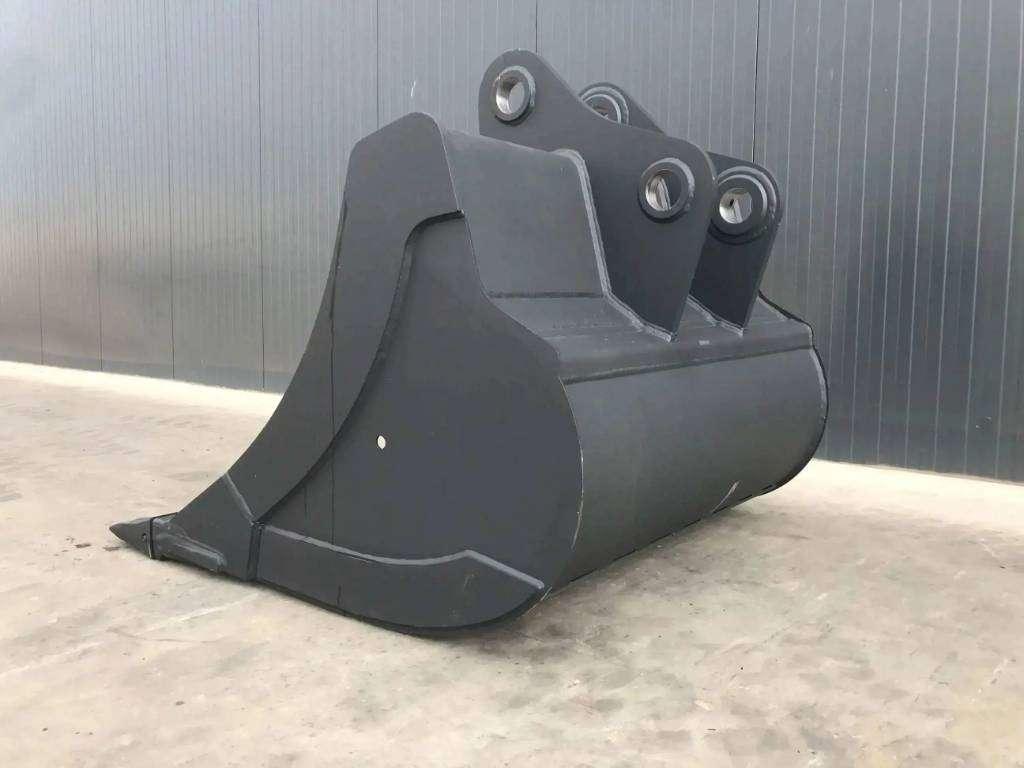 Volvo EC220 Photo 5