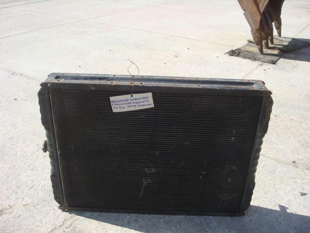 Water radiator for Fiat Hitachi FH300 Photo 2