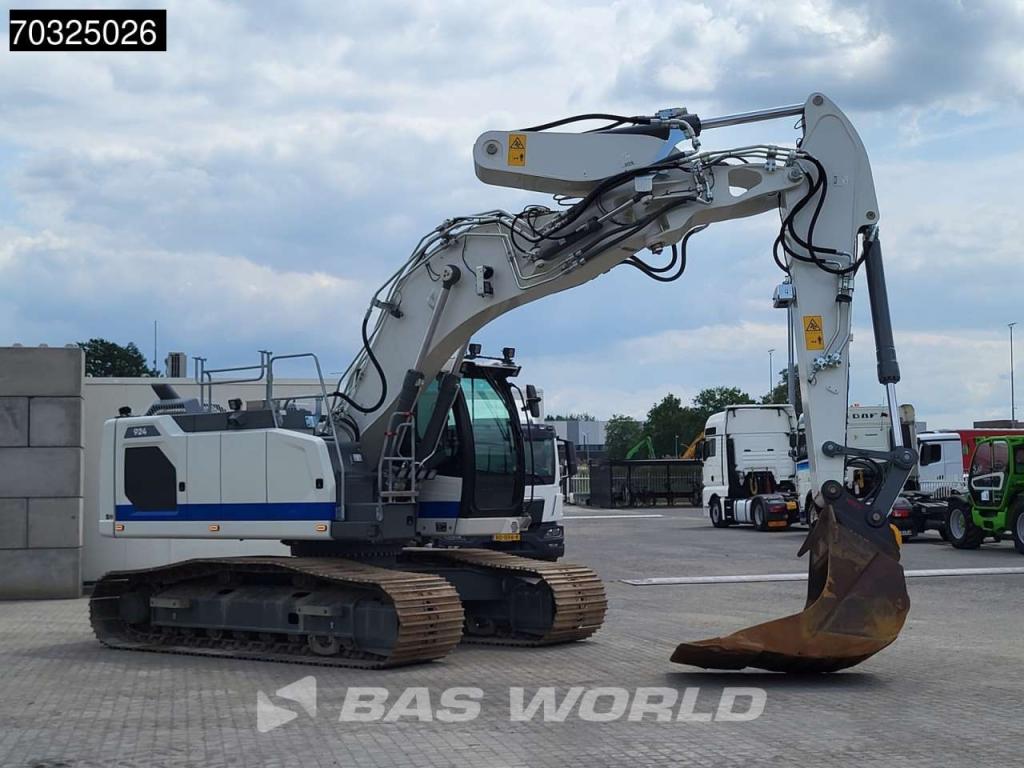 Liebherr R924 LC Photo 10