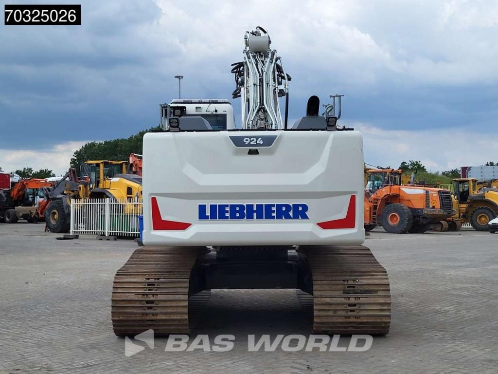 Liebherr R924 LC Photo 7