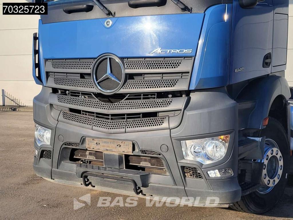 Mercedes-Benz Actros 1846 Actros 4X2 ClassicSpace Retarder Hydraulik ACC Navi Photo 8