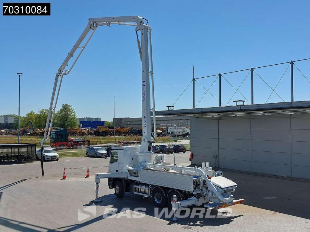 Mercedes-Benz Arocs 2843 Arocs 6X4 NEW! 31mtr 4x extendable Bonneux concrete pump Remote Control Euro 6 Photo 10