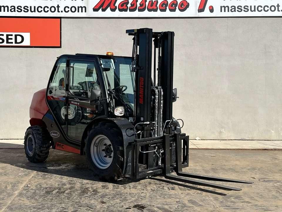 Manitou MC 30.4 4X4 Photo 12
