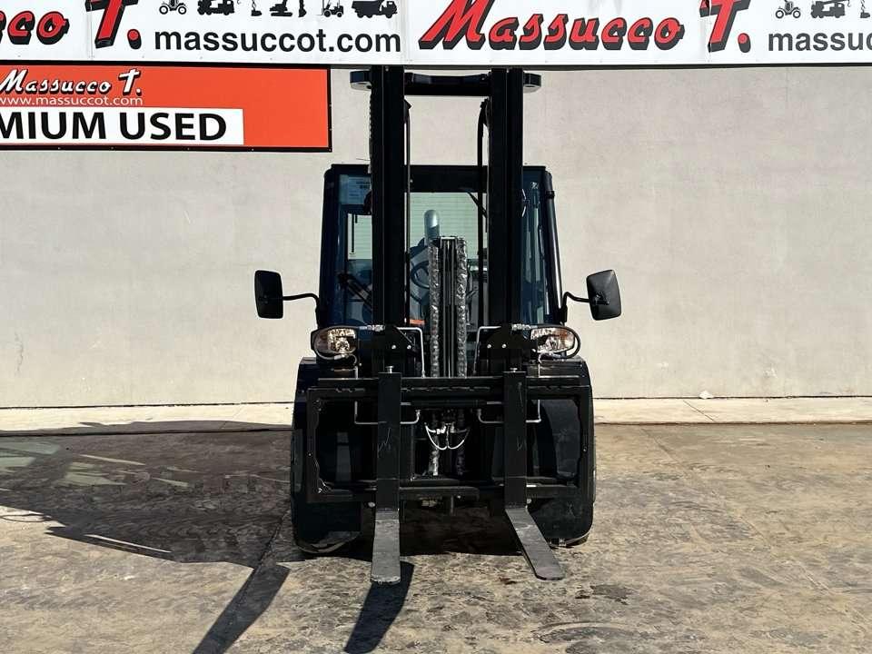 Manitou MC 30.4 4X4 Photo 13