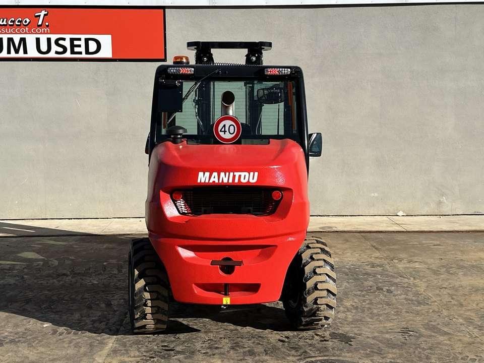 Manitou MC 30.4 4X4 Photo 16