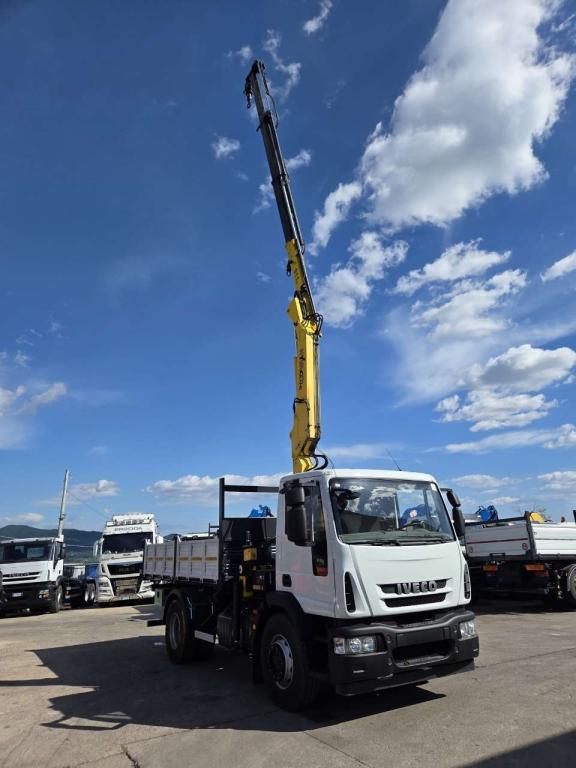 Iveco EUROCARGO 180E25 Photo 14