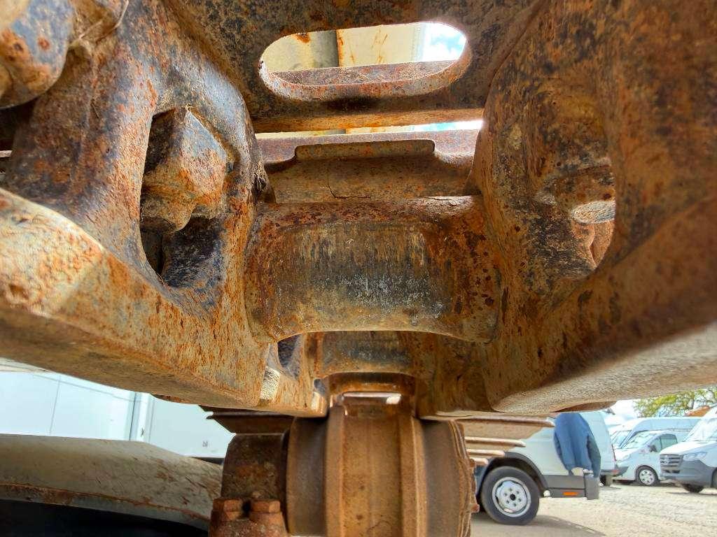 Liebherr R922LC - 2 Buckets Included / Automatic Greasing Photo 29