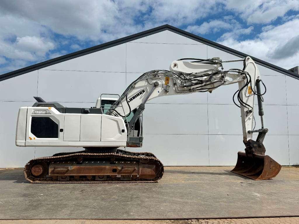 Liebherr R922LC - 2 Buckets Included / Automatic Greasing Photo 7