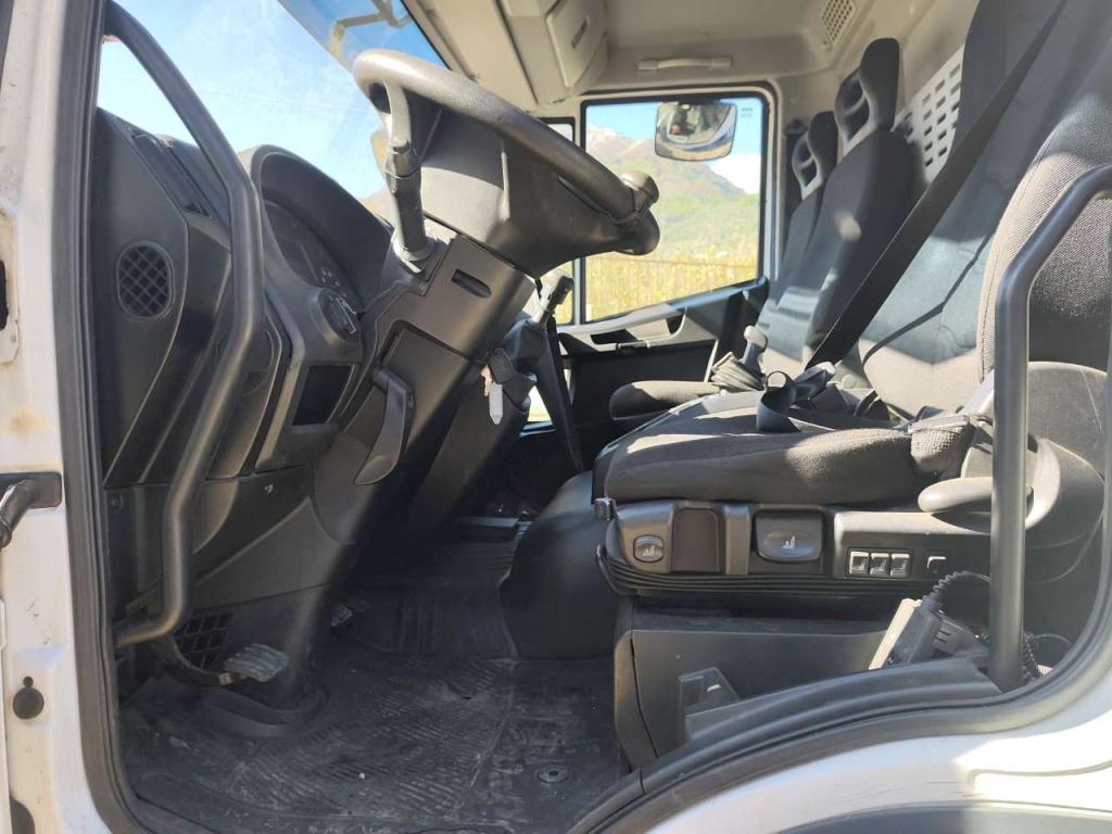 Iveco EUROCARGO 140-250 Photo 11