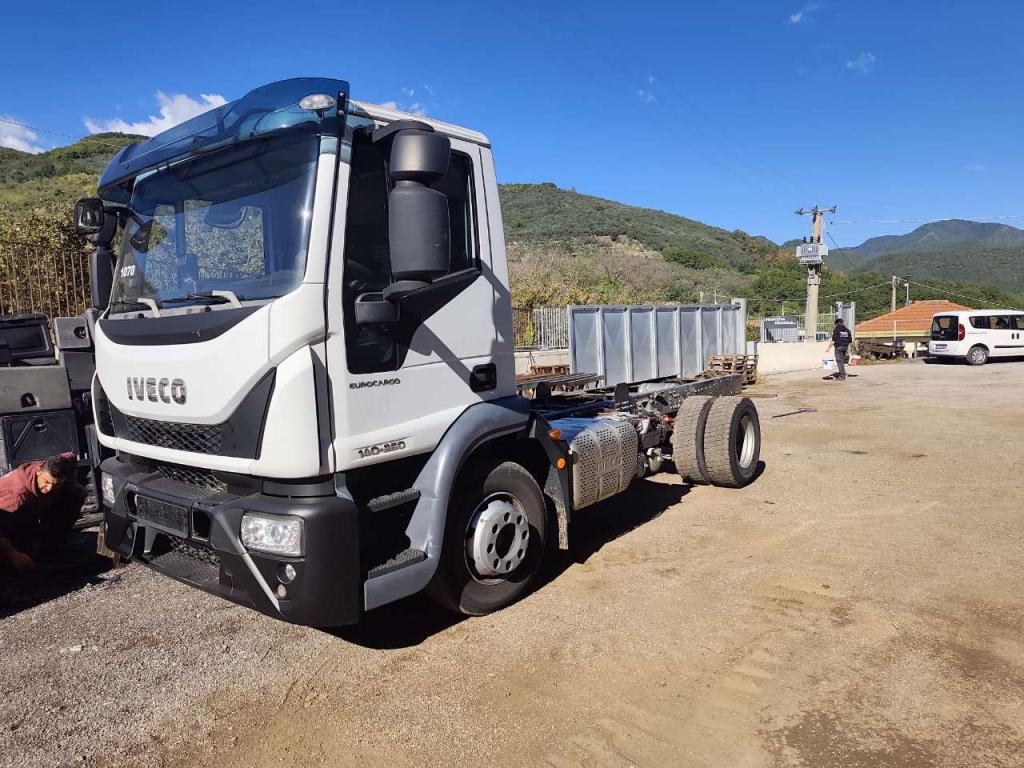 Iveco EUROCARGO 140-250 Photo 18