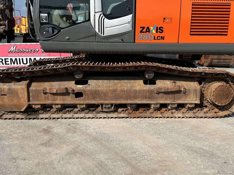 Hitachi ZX280LCN-3 Photo 4