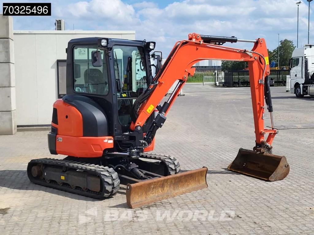 Kubota U36-4 3 Buckets - New Tracks Photo 9