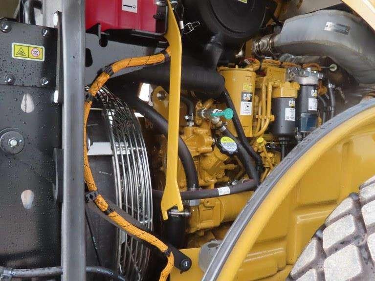 Caterpillar CS12 Photo 12