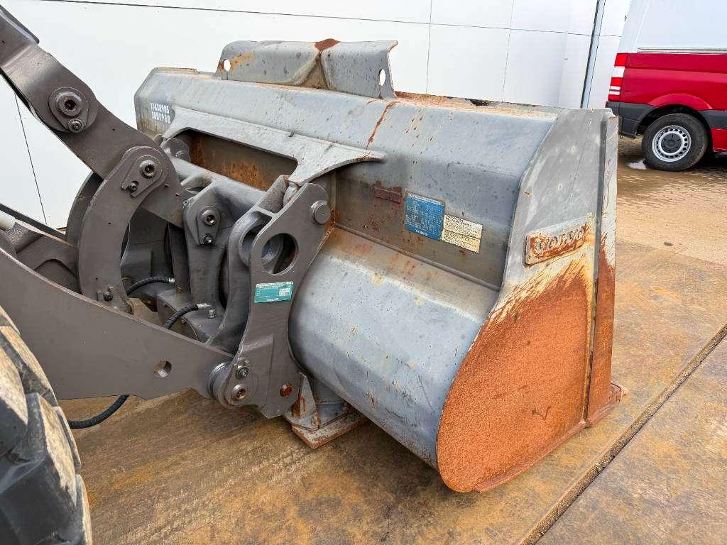 Volvo L60G - ORIGINAL 506 HR / GERMAN MACHINE Photo 15