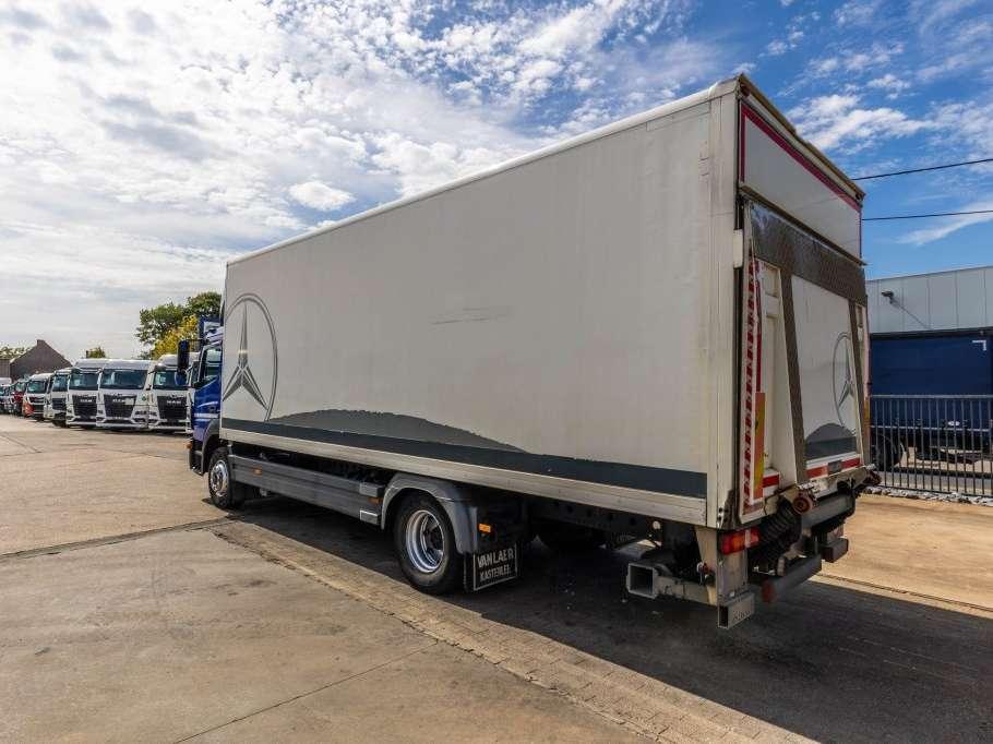 Mercedes-Benz ATEGO 1524 L + DHOLLANDIA 2T. Photo 9