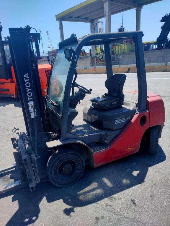 Toyota 02-8FDF25 Photo 3