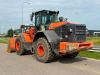 Hitachi ZW220-5B Photo 3 thumbnail