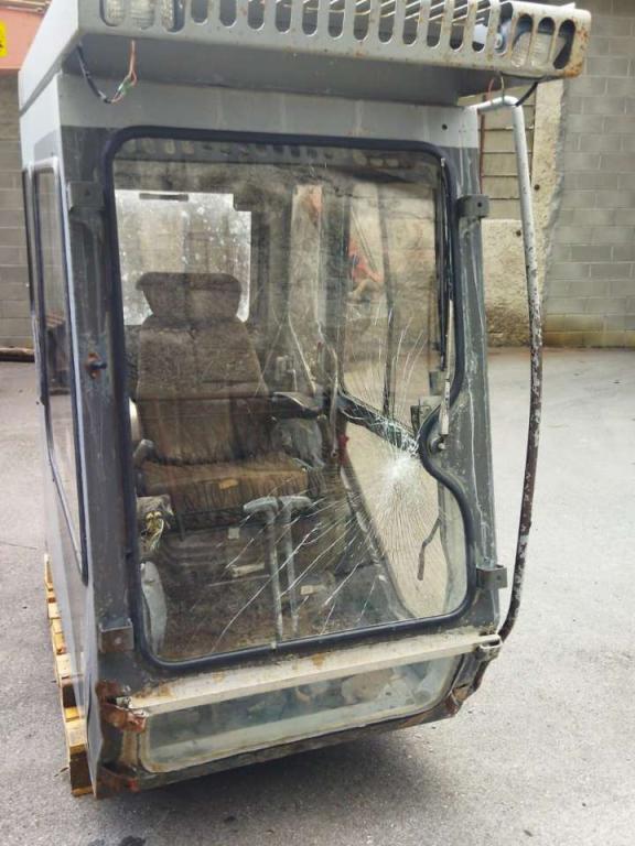 Cab for Hitachi EX serie 400-800 Photo 5
