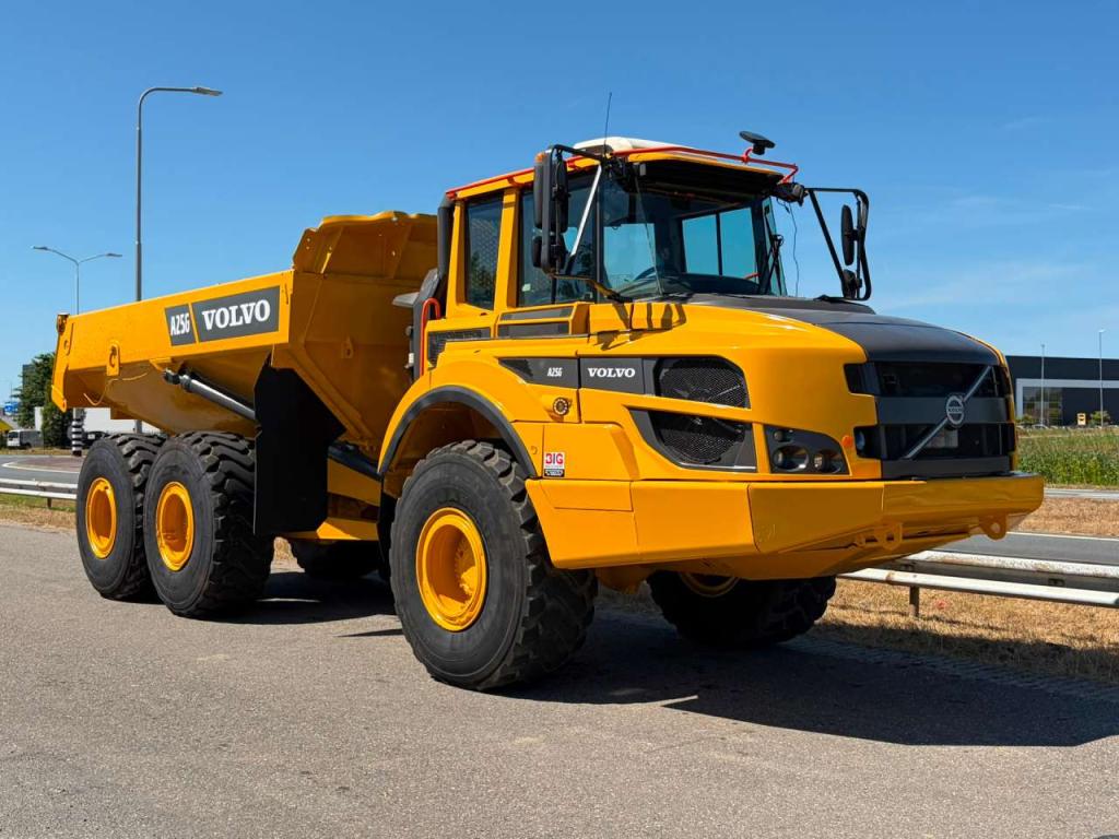 Volvo A25G Photo 7