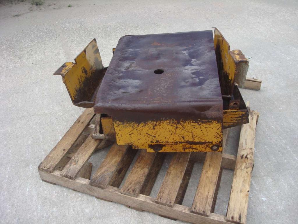 Lower armor plates for Fiat Allis FL10C Photo 3