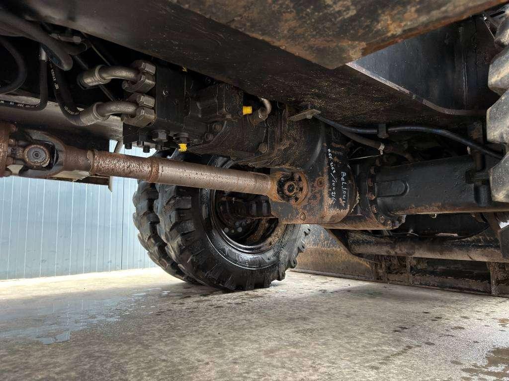 Caterpillar M316D Photo 19