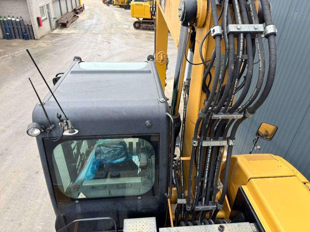Caterpillar M316D Photo 25