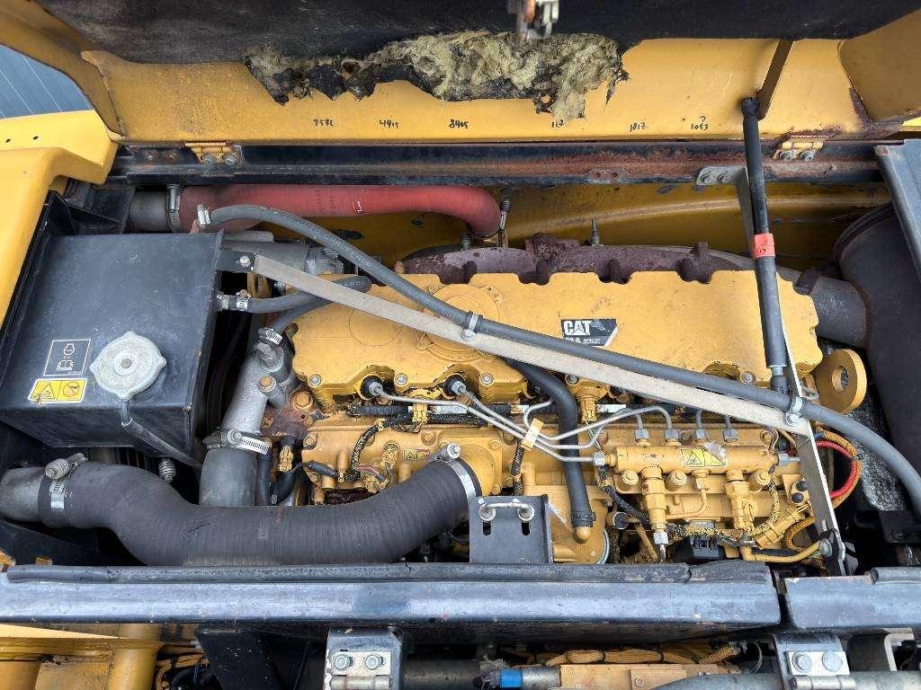 Caterpillar M316D Photo 29