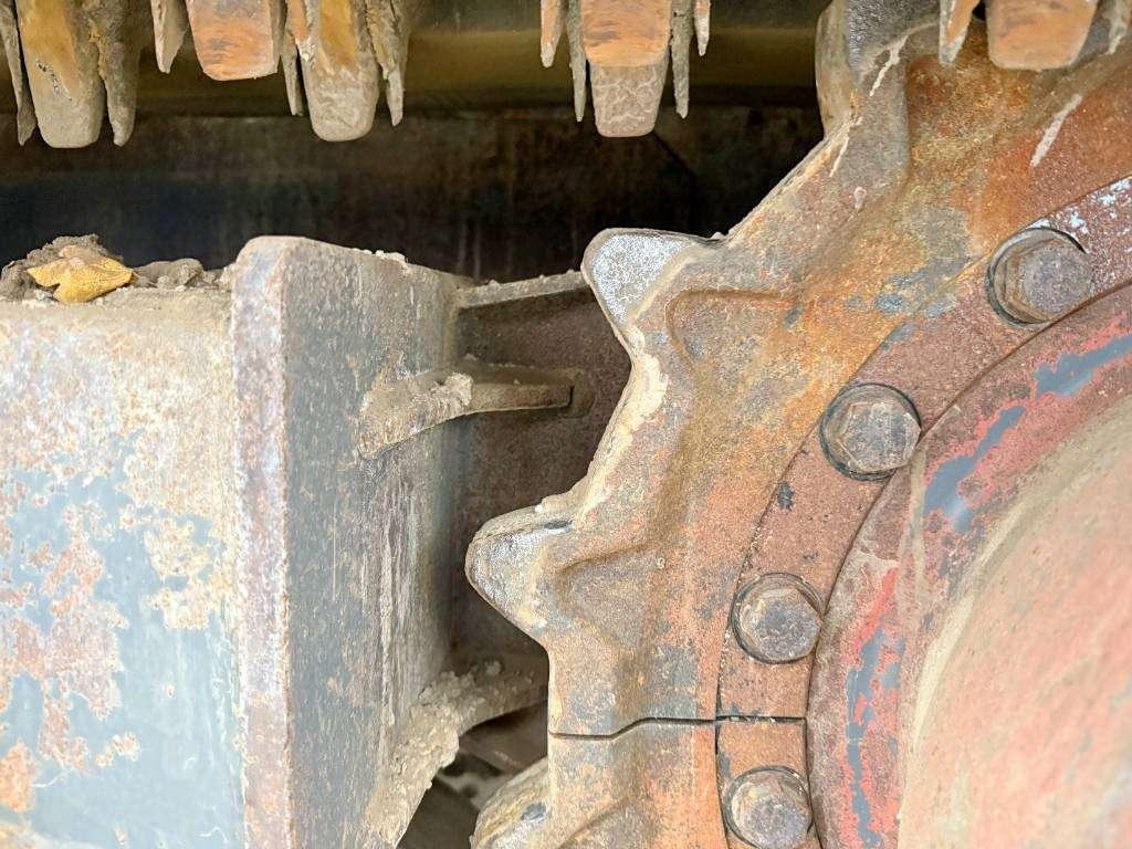 IHI IC100 - Isuzu Engine / Track Dumper Photo 22