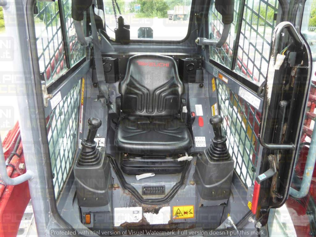 Takeuchi TL6R Photo 15