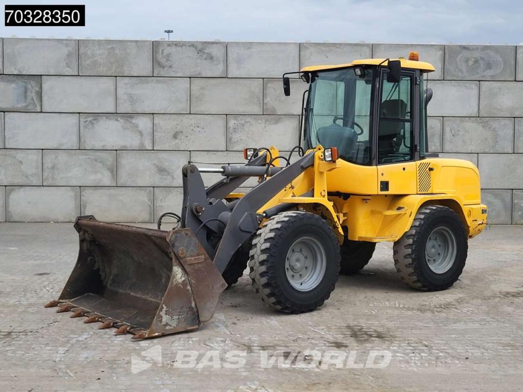 Volvo L30 G Photo 2