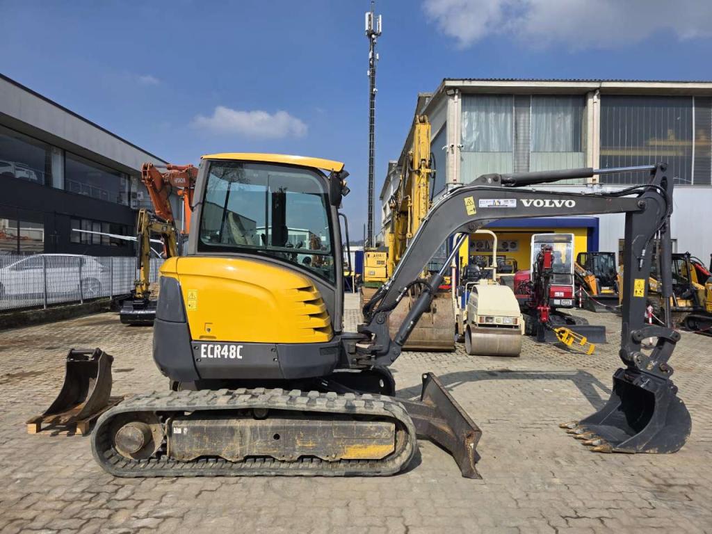 Volvo ECR 48 C Photo 2