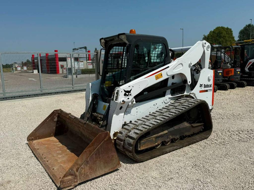 Bobcat T770 Photo 1