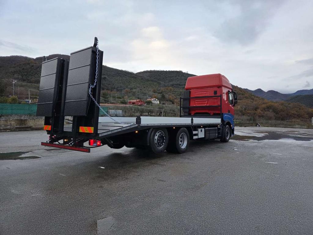 Iveco S-WAY AS260S48 Y Photo 30